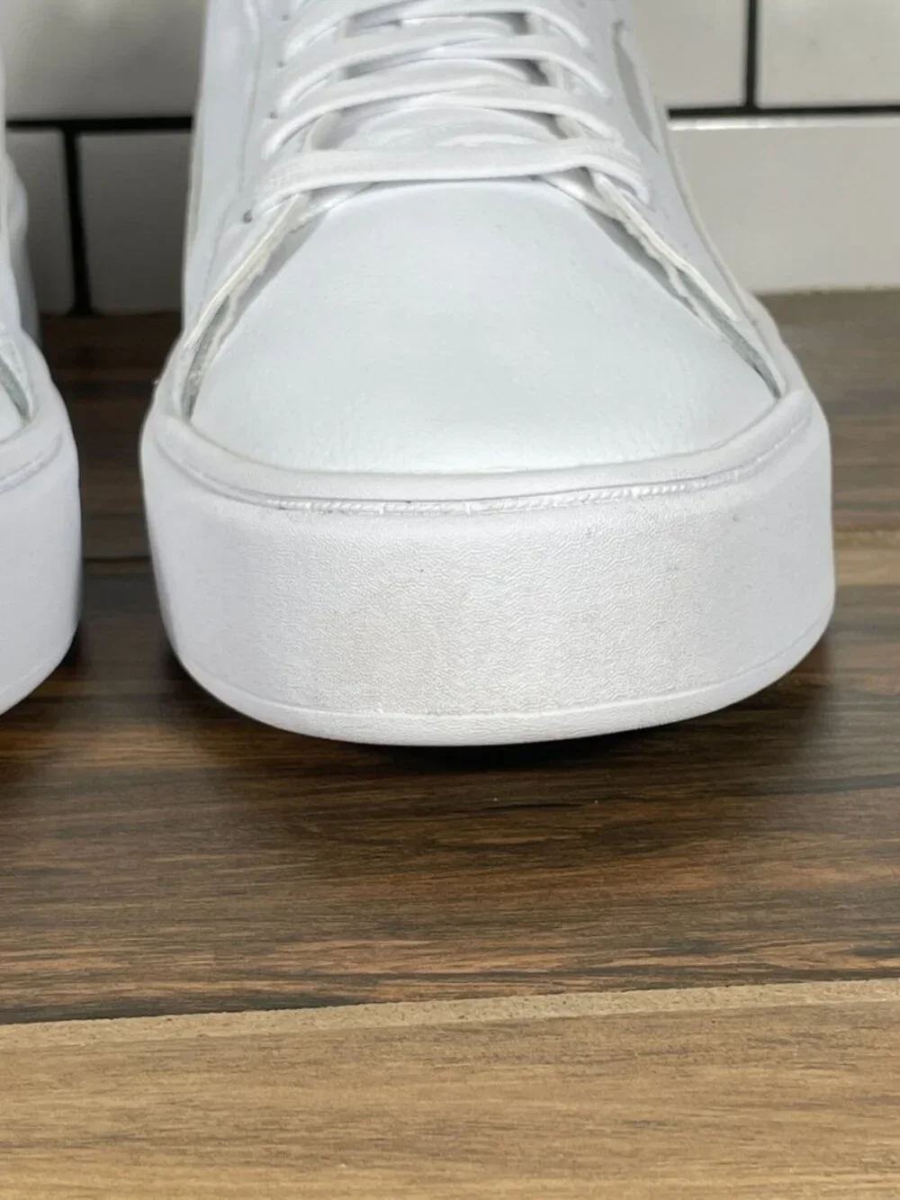Puma Smash Platform v3 Shoes Womens Size 9 White Leather Casual Low Top Sneakers